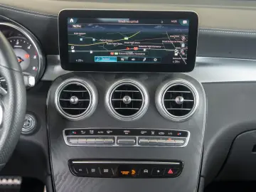 Mercedes-Benz GLC 300 de 4Matic 9G-Tronic