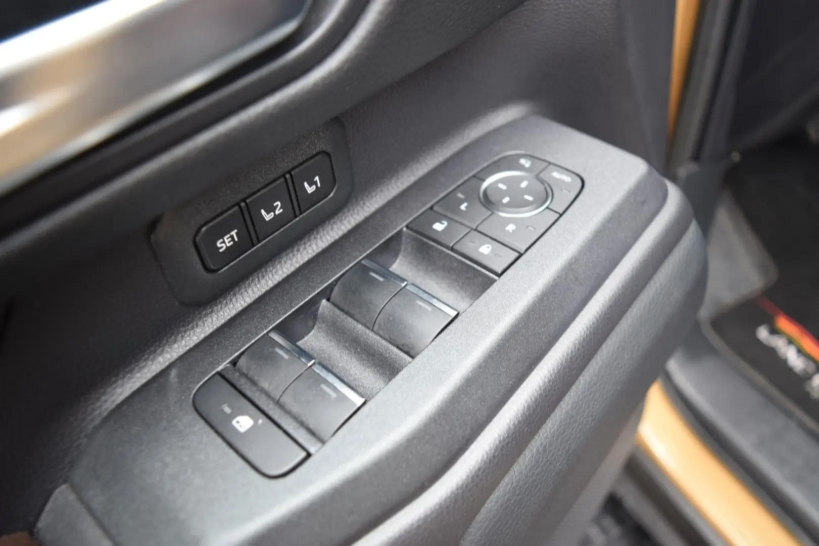 Land Cruiser 2 8 D-4D 150kW AWD First Edition