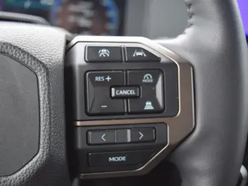 Land Cruiser 2 8 D-4D 150kW AWD First Edition