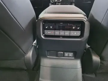 Land Cruiser NEU 2.8 4WD TEC SOFORT