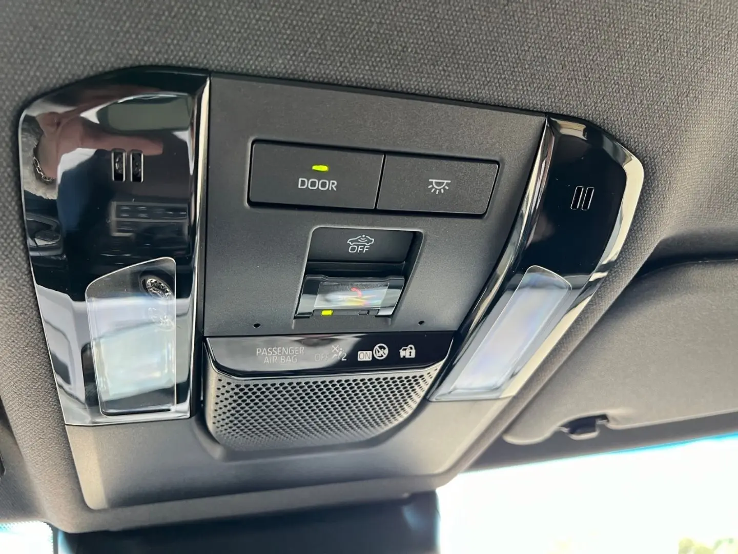 Land Cruiser 2 8 TEC Edition AHK BF Goodrich BEA