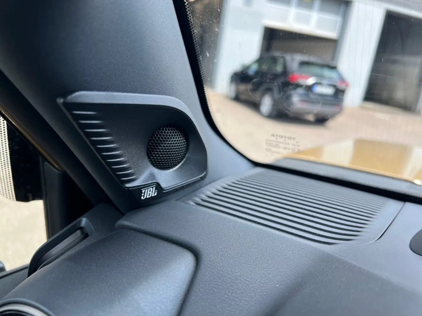 Land Cruiser 2 8 TEC Edition AHK BF Goodrich BEA