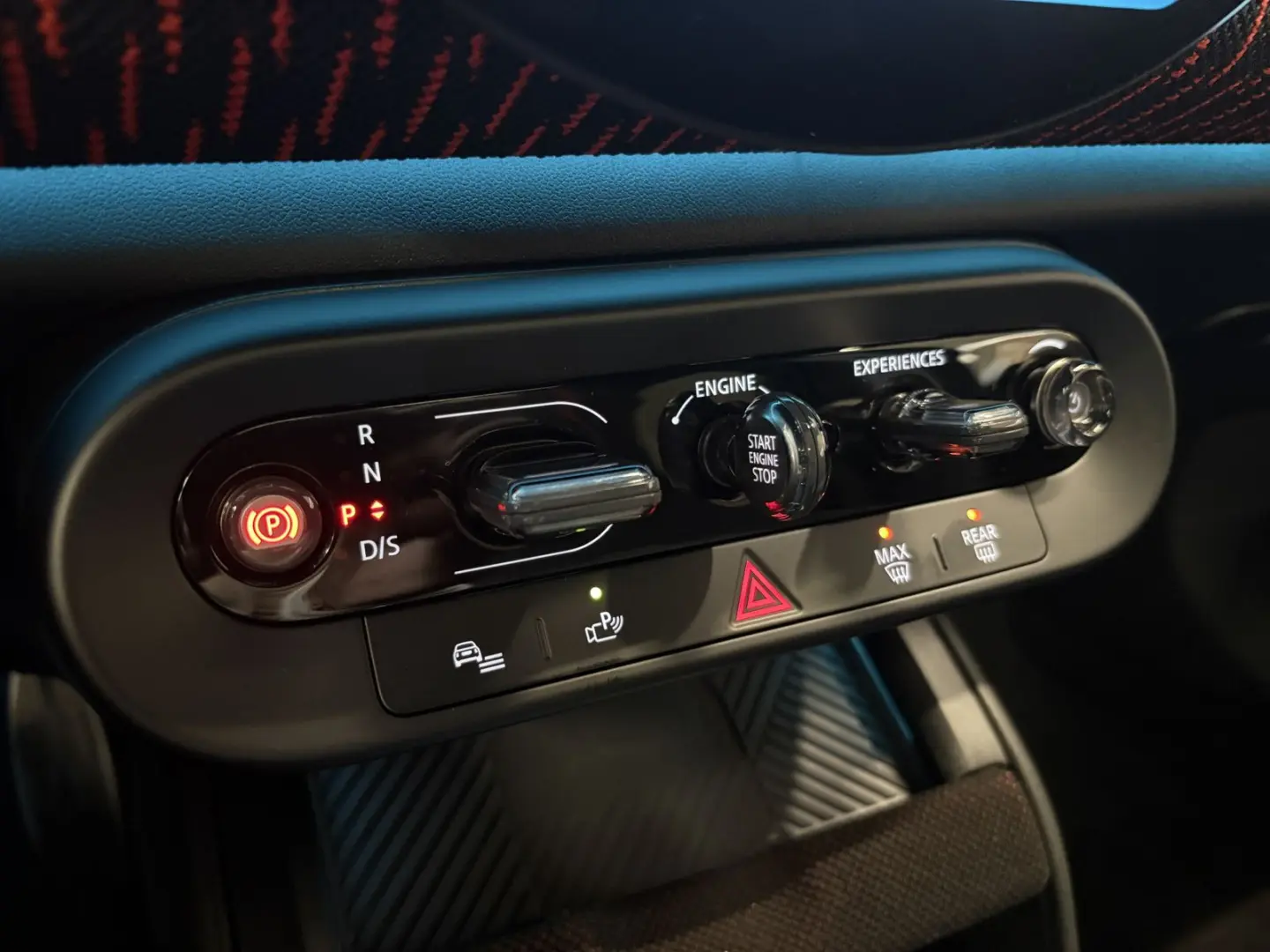 John Cooper Works Countryman ALL4 Pano ACC HuD