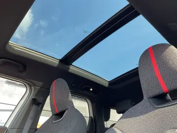 John Cooper Works COUNTRYMAN ALL4 LED HUD HARMAN