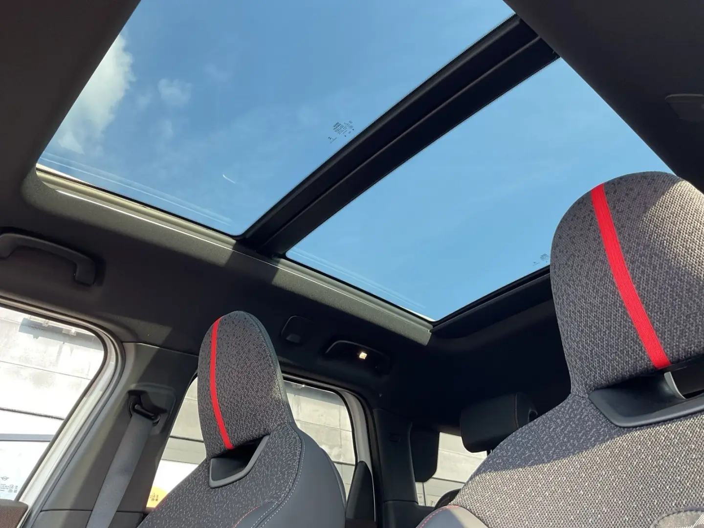 John Cooper Works COUNTRYMAN ALL4 LED HUD HARMAN