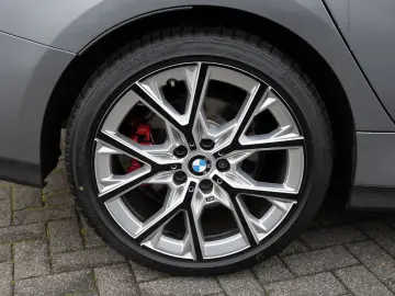 220 Gran Coupe xDrive Edition Color Vision PANO