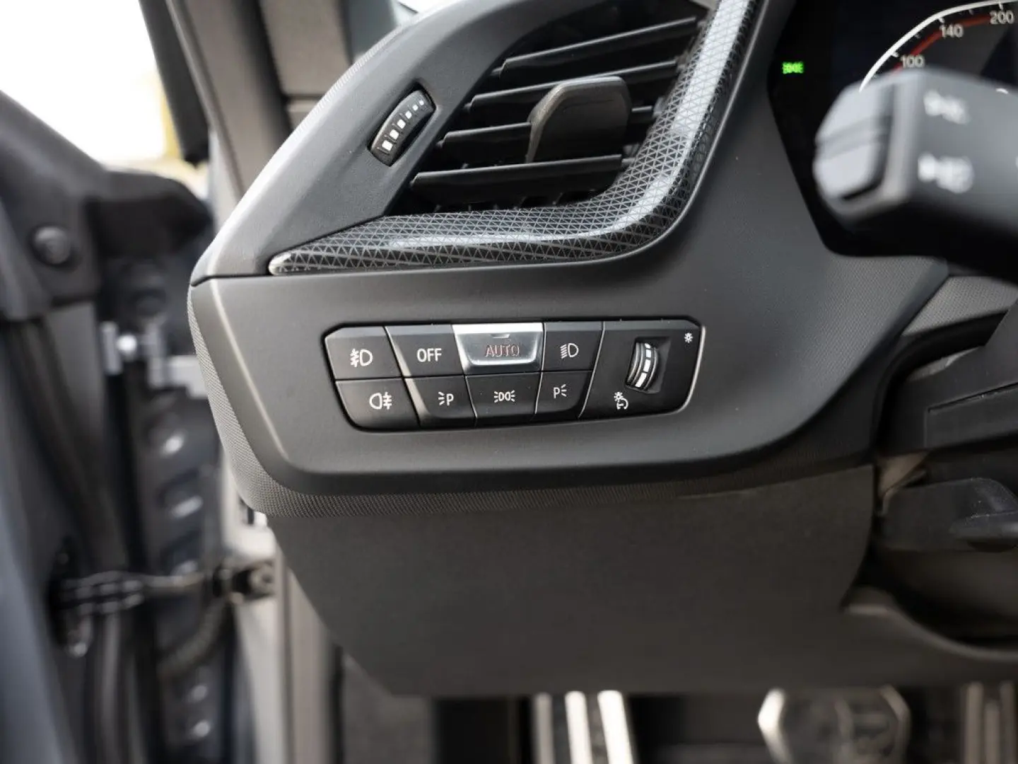 220 Gran Coupe xDrive Edition Color Vision PANO