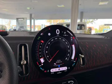 John Cooper Works Countryman Trim ALL4 PANO 360