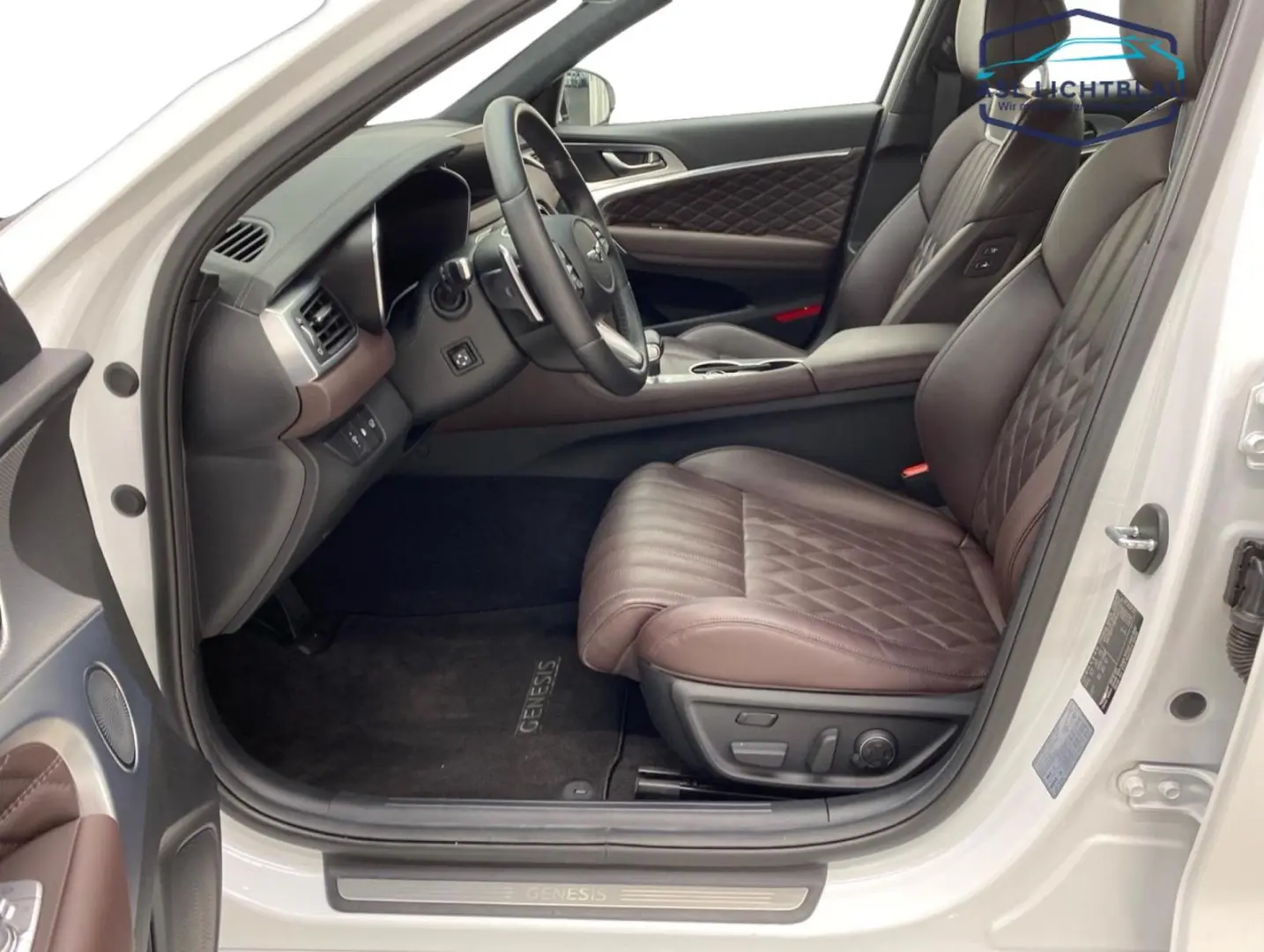 G70 2.2 D Luxury AWD Comfort Seat Pack & Lexi...