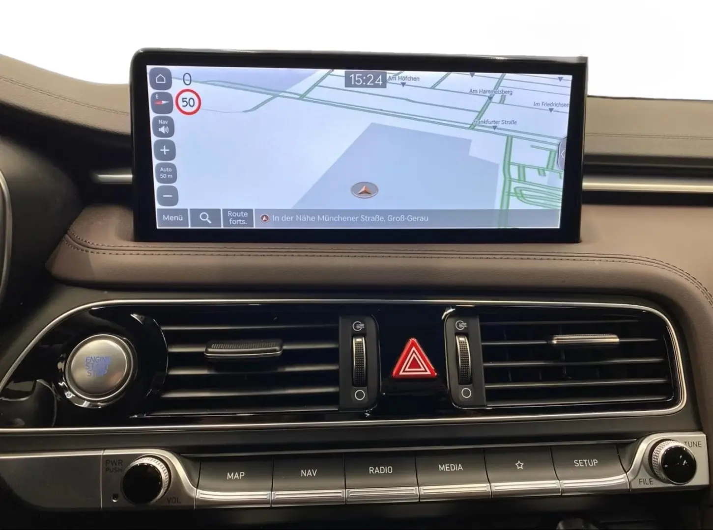 G70 2.2 D Luxury AWD Comfort Seat Pack & Lexi...