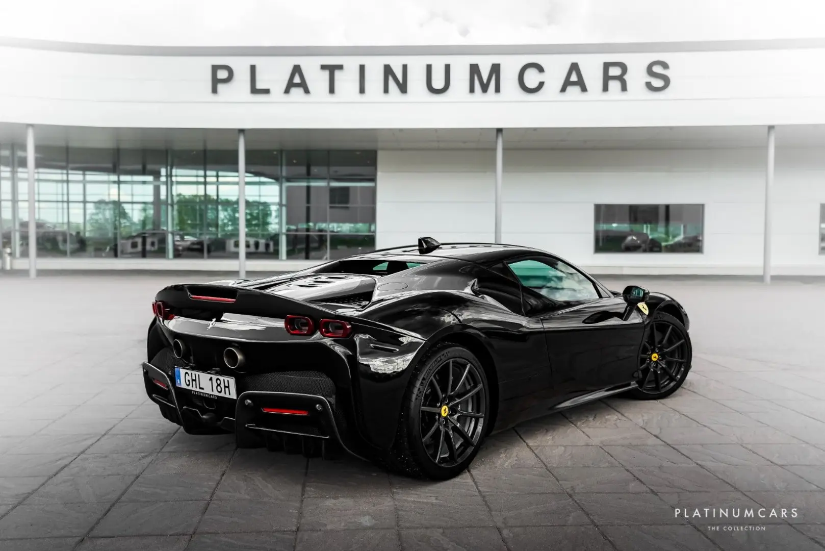 SF90 4.0 V8 1000hp   FIORANO   CARBON