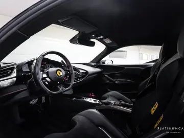 SF90 4.0 V8 1000hp   FIORANO   CARBON