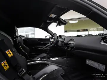 SF90 4.0 V8 1000hp   FIORANO   CARBON