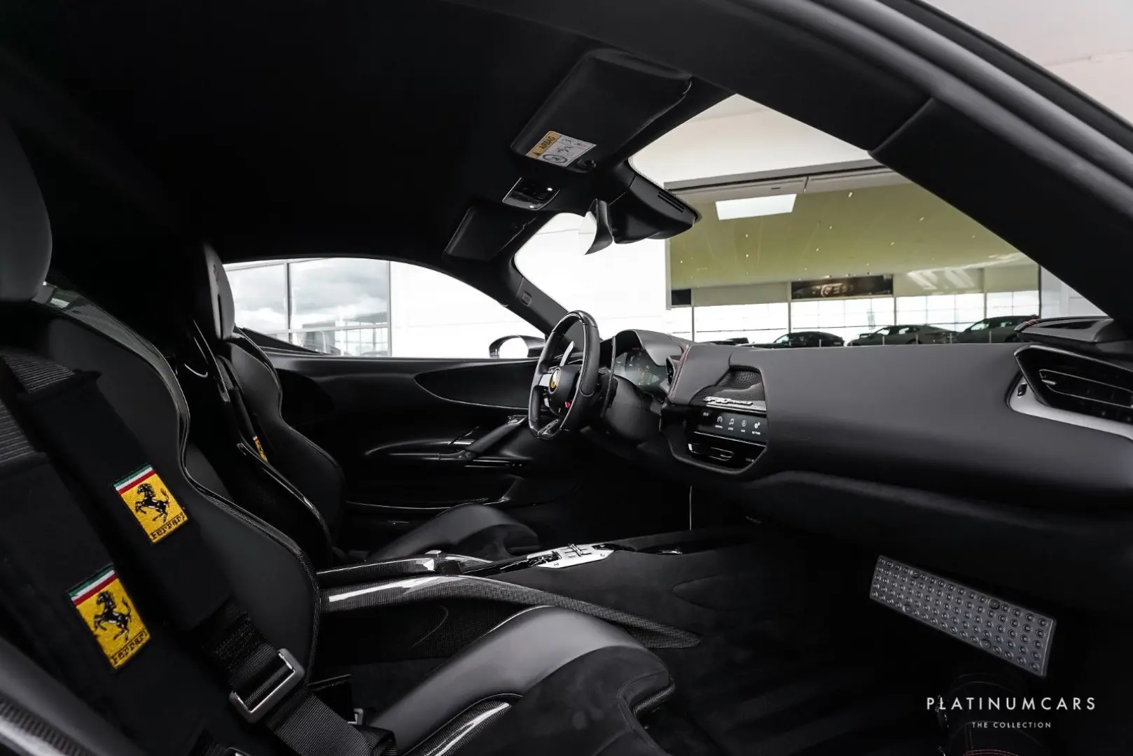 SF90 4.0 V8 1000hp   FIORANO   CARBON