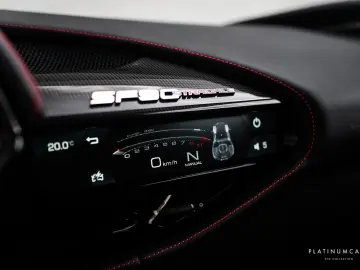 SF90 4.0 V8 1000hp   FIORANO   CARBON