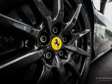 SF90 4.0 V8 1000hp   FIORANO   CARBON