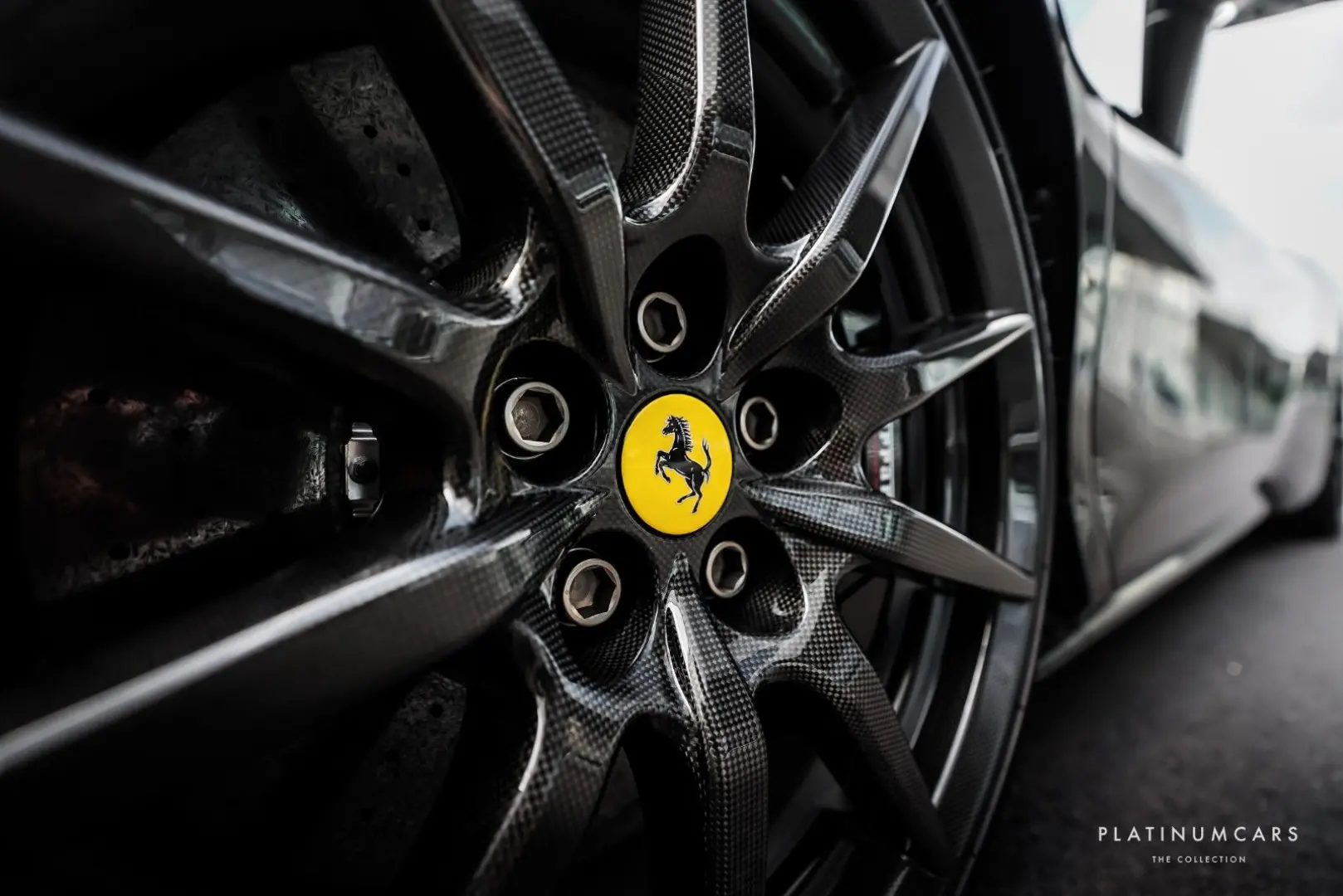 SF90 4.0 V8 1000hp   FIORANO   CARBON