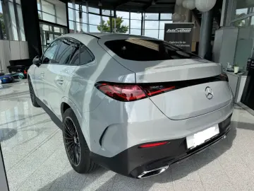 Mercedes-Benz GLC 200 4M AMG Pano AHK Keyless