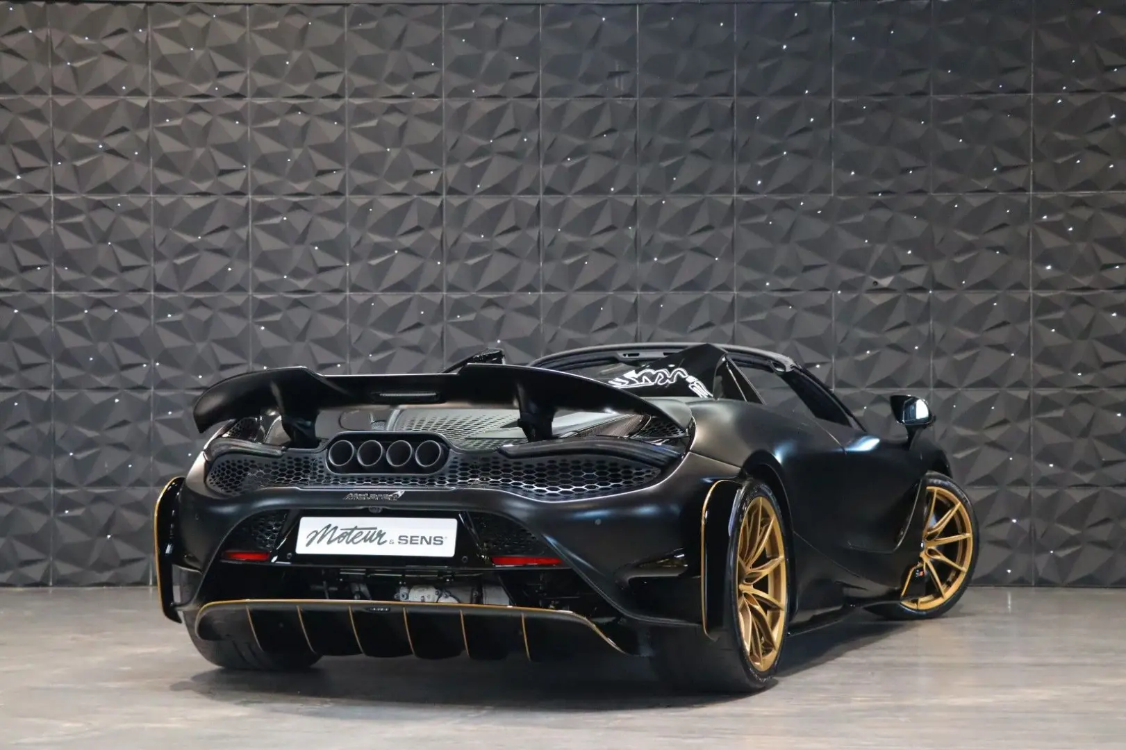 765LT Spider - Lift - Carbon - Bucket - PPF