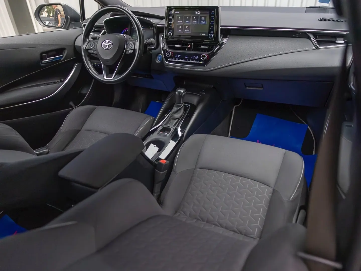 TOYOTA - COROLLA TOURING SPORTS HYBRIDE PRO