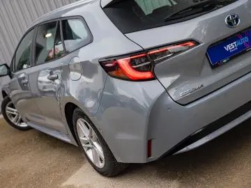 TOYOTA - COROLLA TOURING SPORTS HYBRIDE PRO