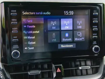 TOYOTA - COROLLA TOURING SPORTS HYBRIDE PRO