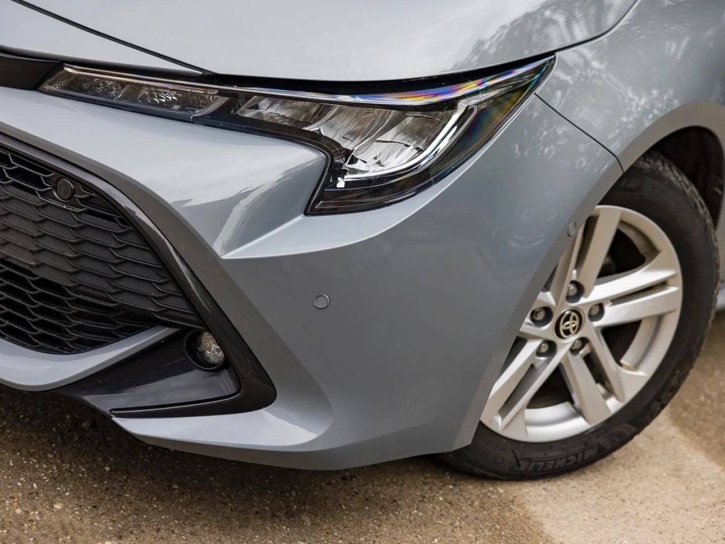 TOYOTA - COROLLA TOURING SPORTS HYBRIDE PRO