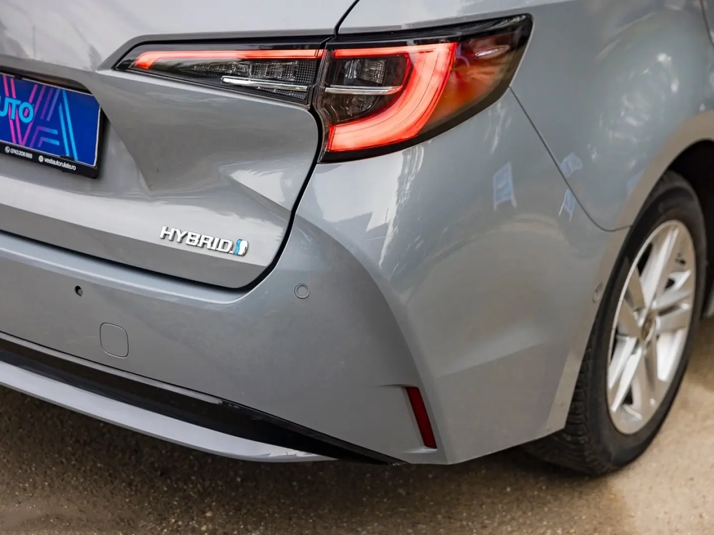 TOYOTA - COROLLA TOURING SPORTS HYBRIDE PRO