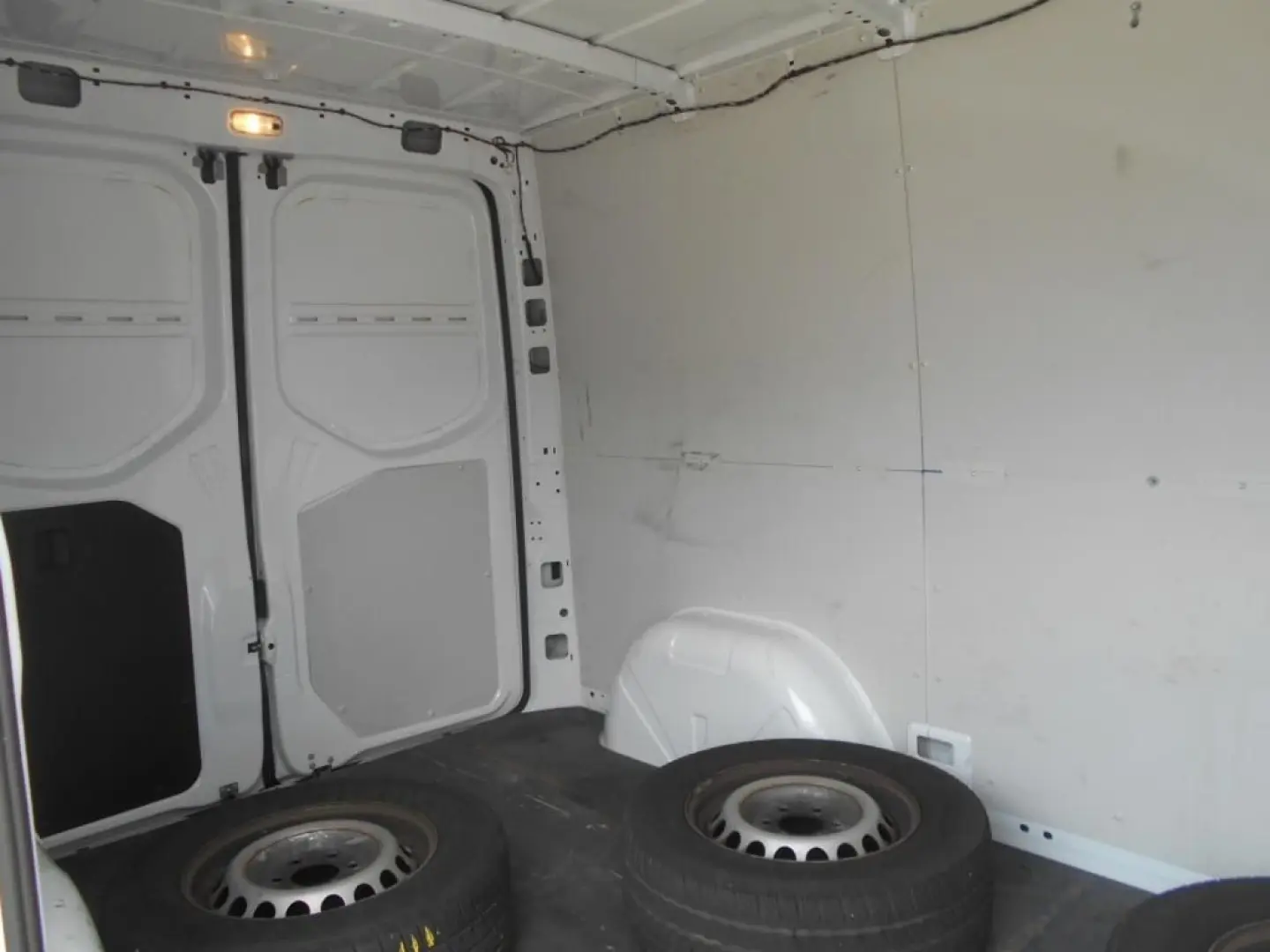 Sprinter 211 CDI KA Kompakt 3-Sitze Holzboden 18