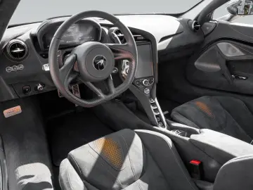 765LT Spider  Electrochromic Roof  Comfort Seats