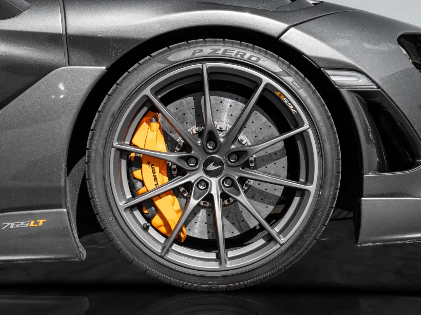 765LT Spider  Electrochromic Roof  Comfort Seats