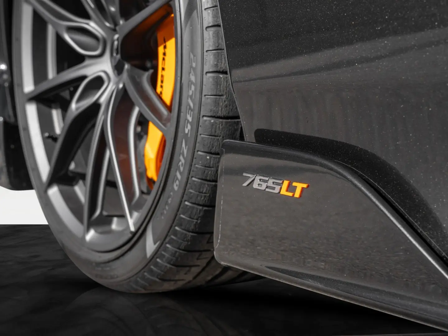 765LT Spider  Electrochromic Roof  Comfort Seats