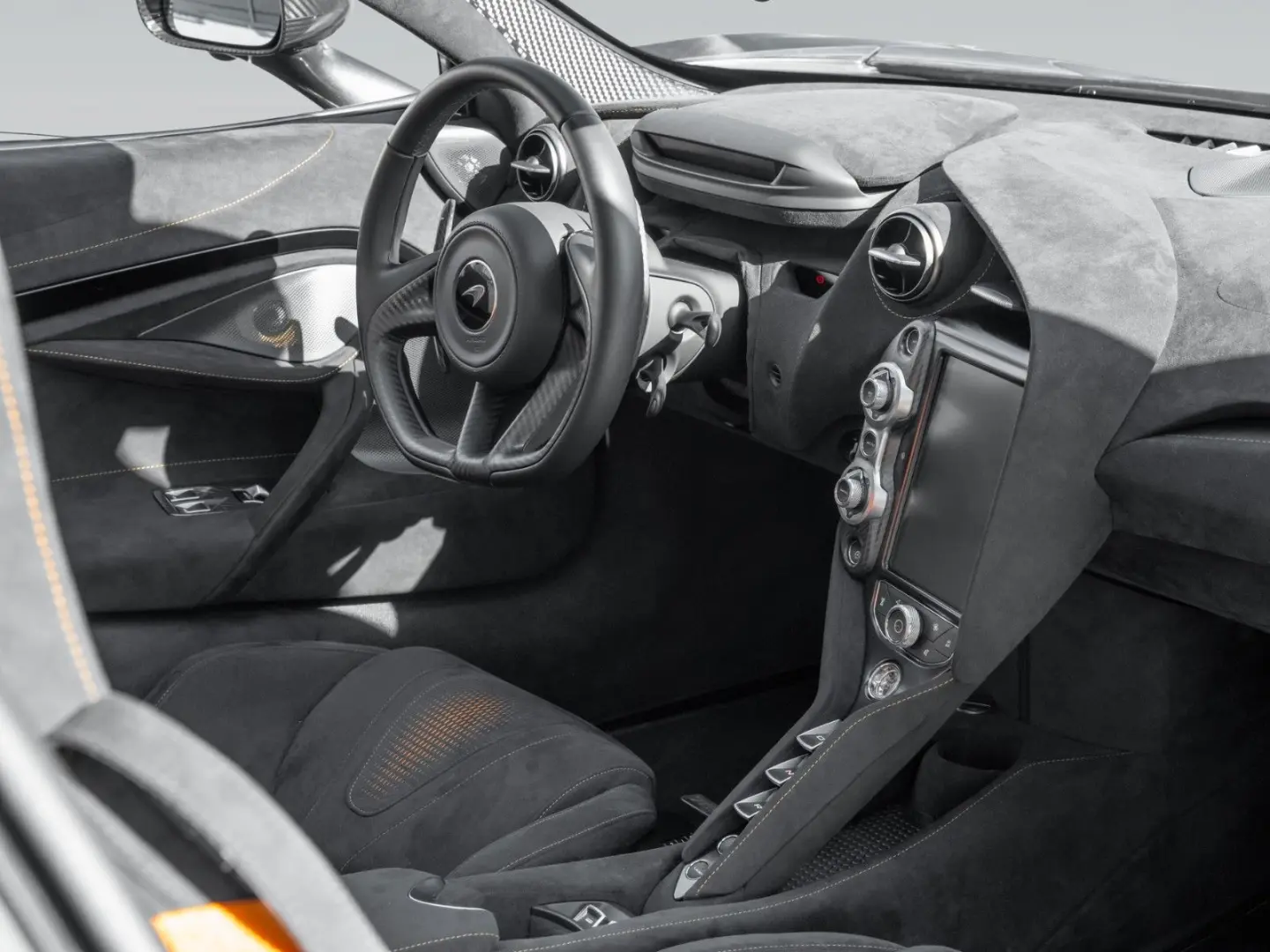 765LT Spider  Electrochromic Roof  Comfort Seats