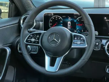 Mercedes-Benz A