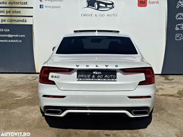 VOLVO S60 T8 R-DESIGN