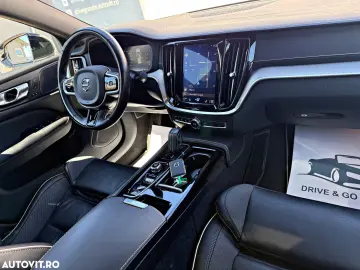 VOLVO S60 T8 R-DESIGN