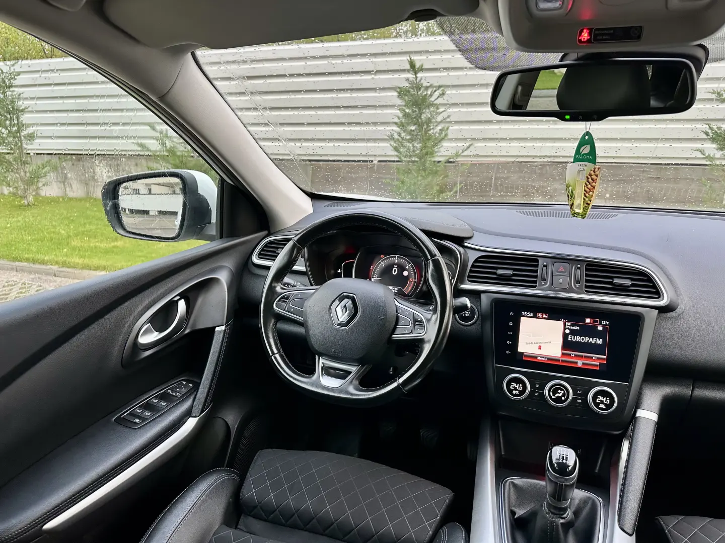 Renault Kadjar  carlig remorcare 133.000 km garantie  rate