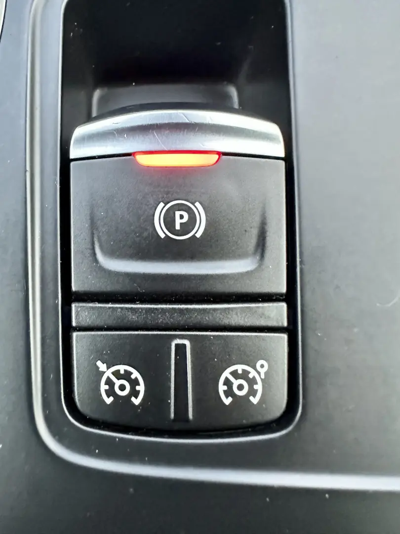 Renault Kadjar  carlig remorcare 133.000 km garantie  rate