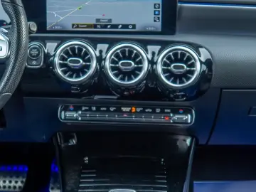 Mercedes-Benz CLA 220 d 4MATIC SB Aut