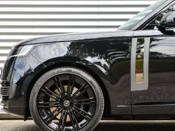 Land Rover Range Rover  SV   615 CP