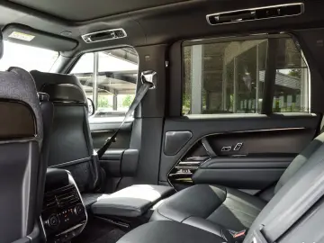 Land Rover Range Rover  SV   615 CP