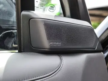 Land Rover Range Rover  SV   615 CP