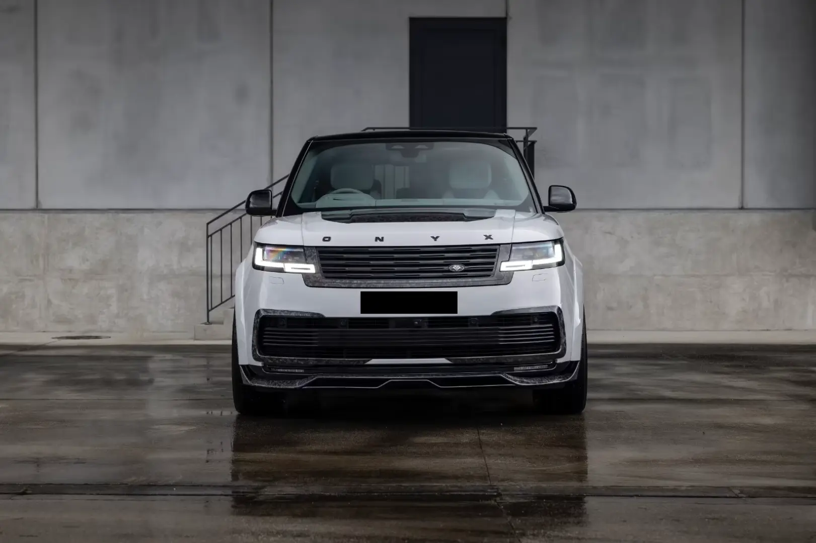 Land Rover Range Rover 4.4 P615 V8 MHEV