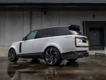 Land Rover Range Rover 4.4 P615 V8 MHEV