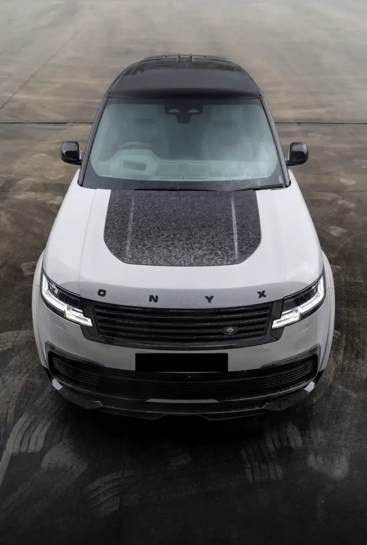 Land Rover Range Rover 4.4 P615 V8 MHEV