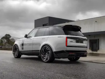 Land Rover Range Rover 4.4 P615 V8 MHEV