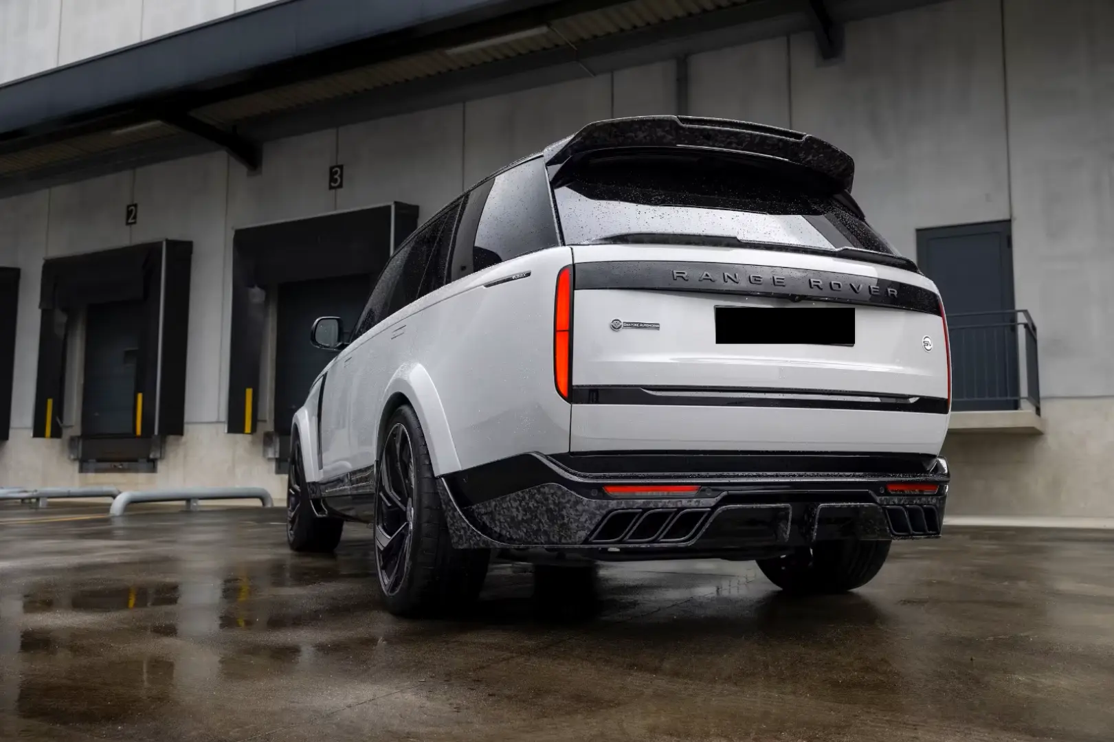 Land Rover Range Rover 4.4 P615 V8 MHEV