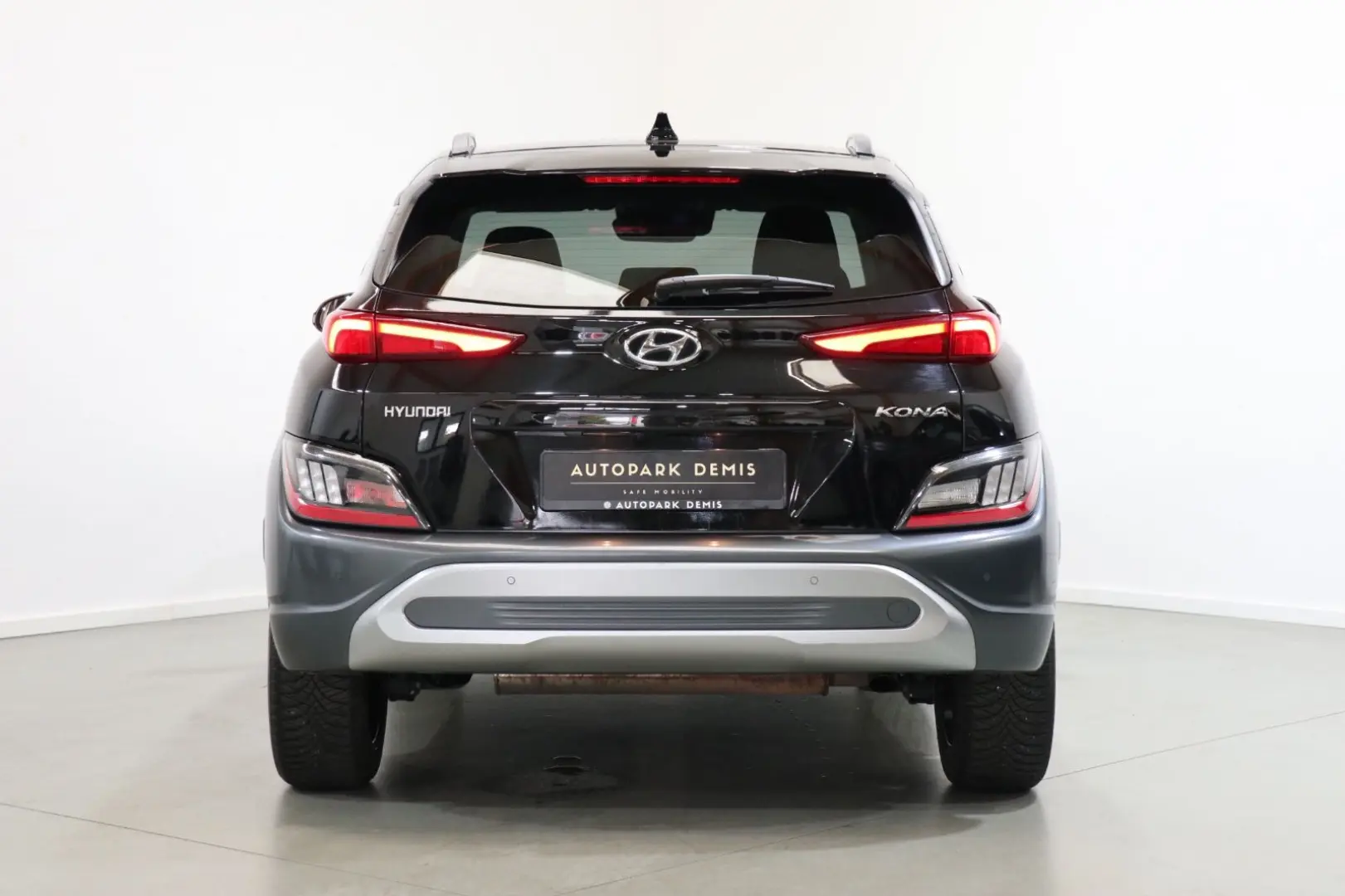 Kona Prime 2WD HUD KAMERA LED SHZ CARPLAY