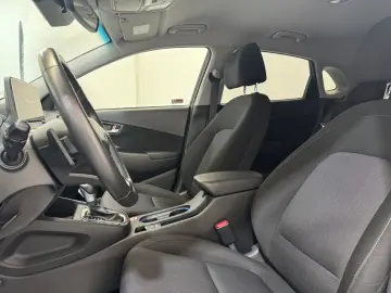 Kona Prime 2WD HUD KAMERA LED SHZ CARPLAY