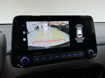 Kona Prime 2WD HUD KAMERA LED SHZ CARPLAY